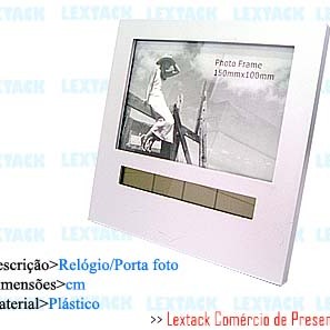 PORTA RETRATO EM METAL. TAM:10X15CM