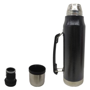 GARRAFA TÉRMICA EM AÇO INOX E PLÁSTICO REF: GF-024 GARRAFA TÉRMICA EM AÇO INOX E PLÁSTICO REF: GF-024