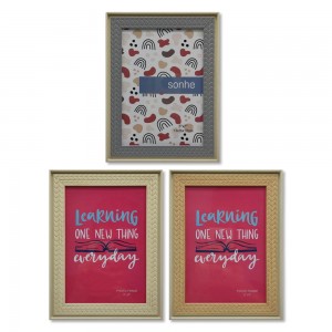 PORTA RETRATO DE MESA EM PLÁSTICO E VIDRO 13X18 CM REF: APCLD9345-2 PORTA RETRATO DE MESA EM PLÁSTICO E VIDRO 13X18 CM REF: APCLD9345-2